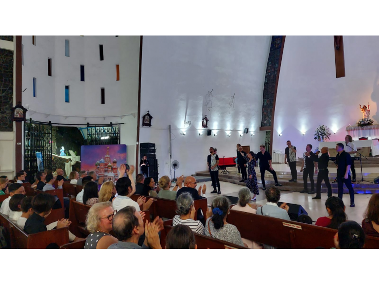 Концерт российских вокальных групп «Хор Турецкого» и «Сопрано» / Concierto de grupos artisticos rusos "Coro Turetsky" y "Soprano"